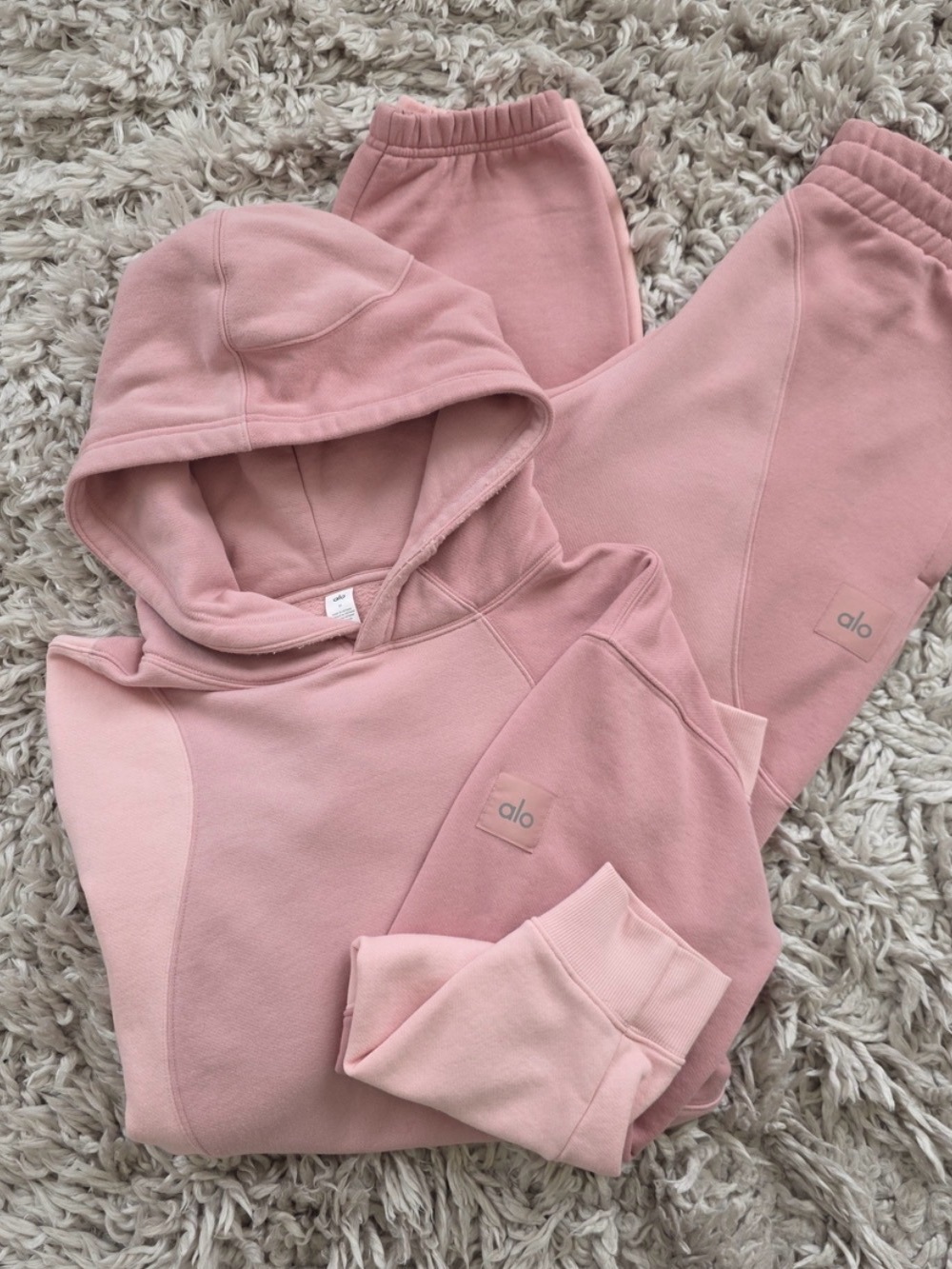 Alo make waves Pink Hoodie & Sweatpants Set